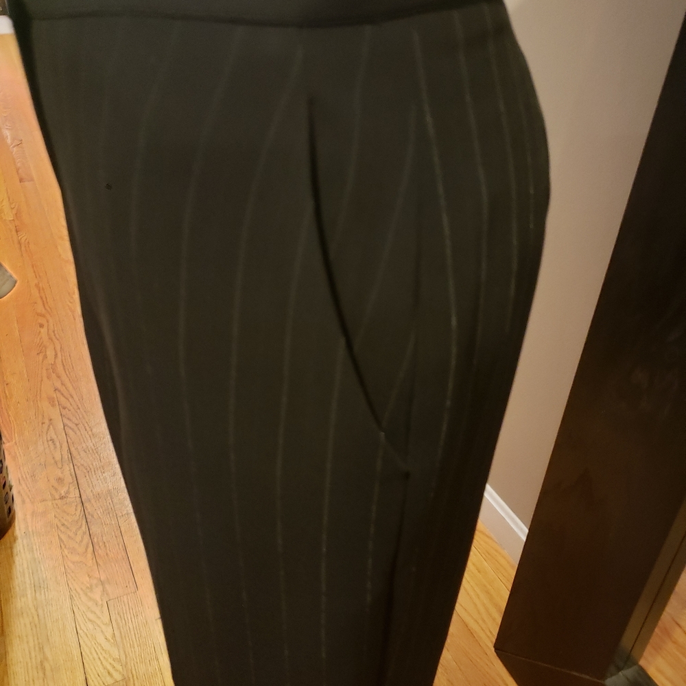 Ann Taylor 2 piece Suit - Picture 5 of 9